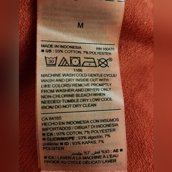 Old Navy salmon colored sweater - Picture 3 of 3